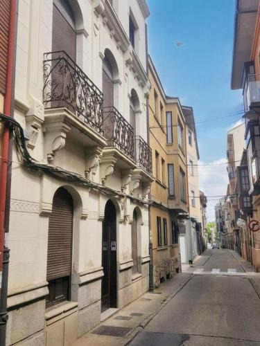 Astorga Apartment | Comfortable Apartment in Astorga + Terrace