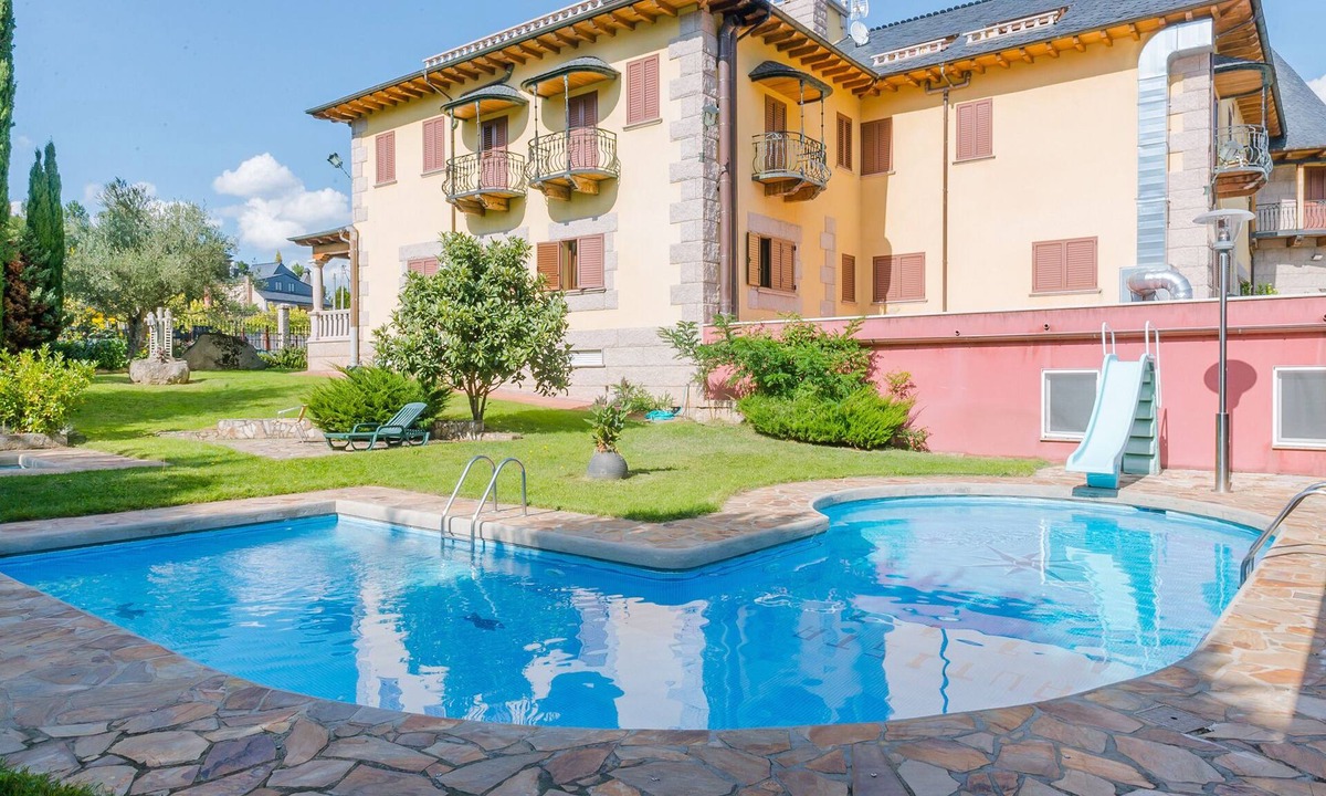 Vilamartin de Valdeorras Hotel | Complejo Hostelero Paladium