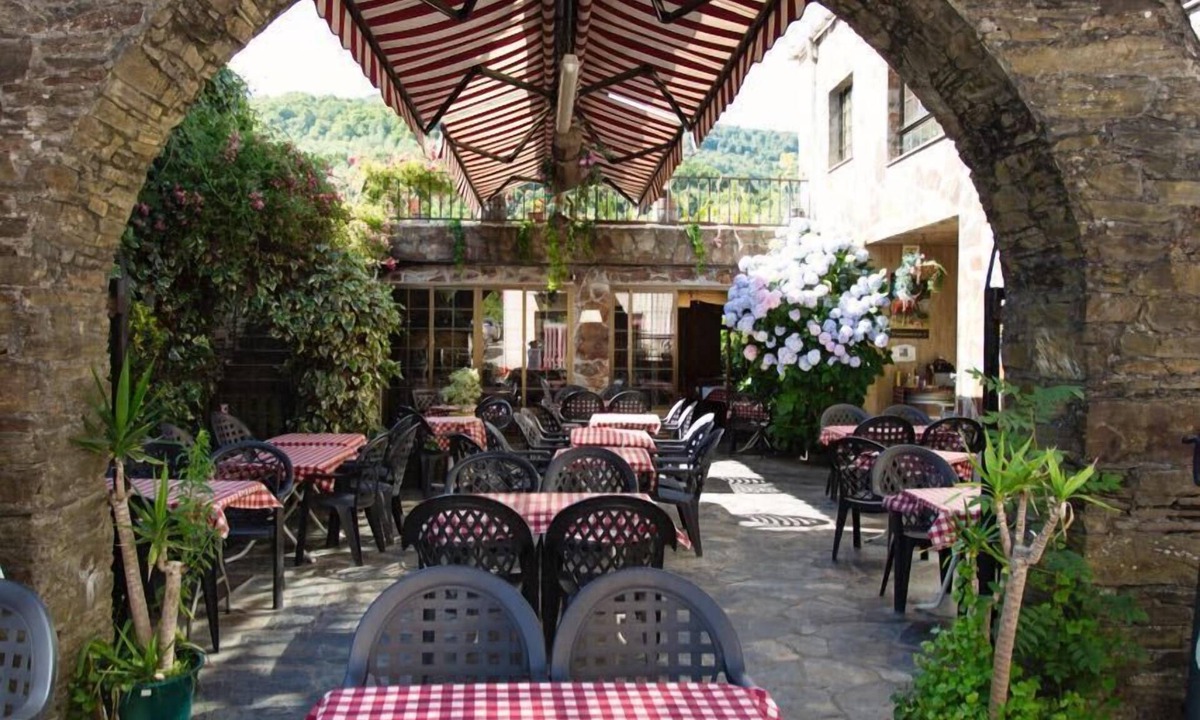 Triacastela Hostel | Complexo Xacobeo