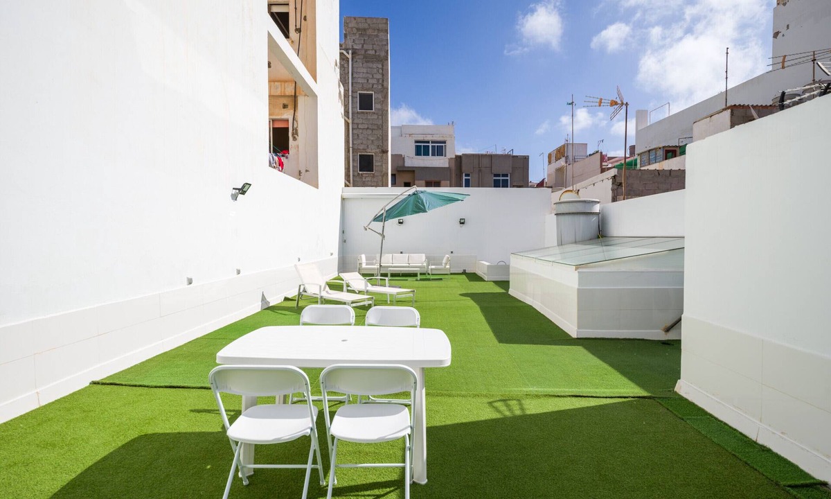 Las Palmas de Gran Canaria Ski Chalet | Confital Beach Home By CanariasGetaway