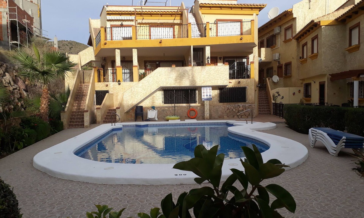 Las Herrerias Apartment | Condominium apartment with terrace 80 m from the seafront