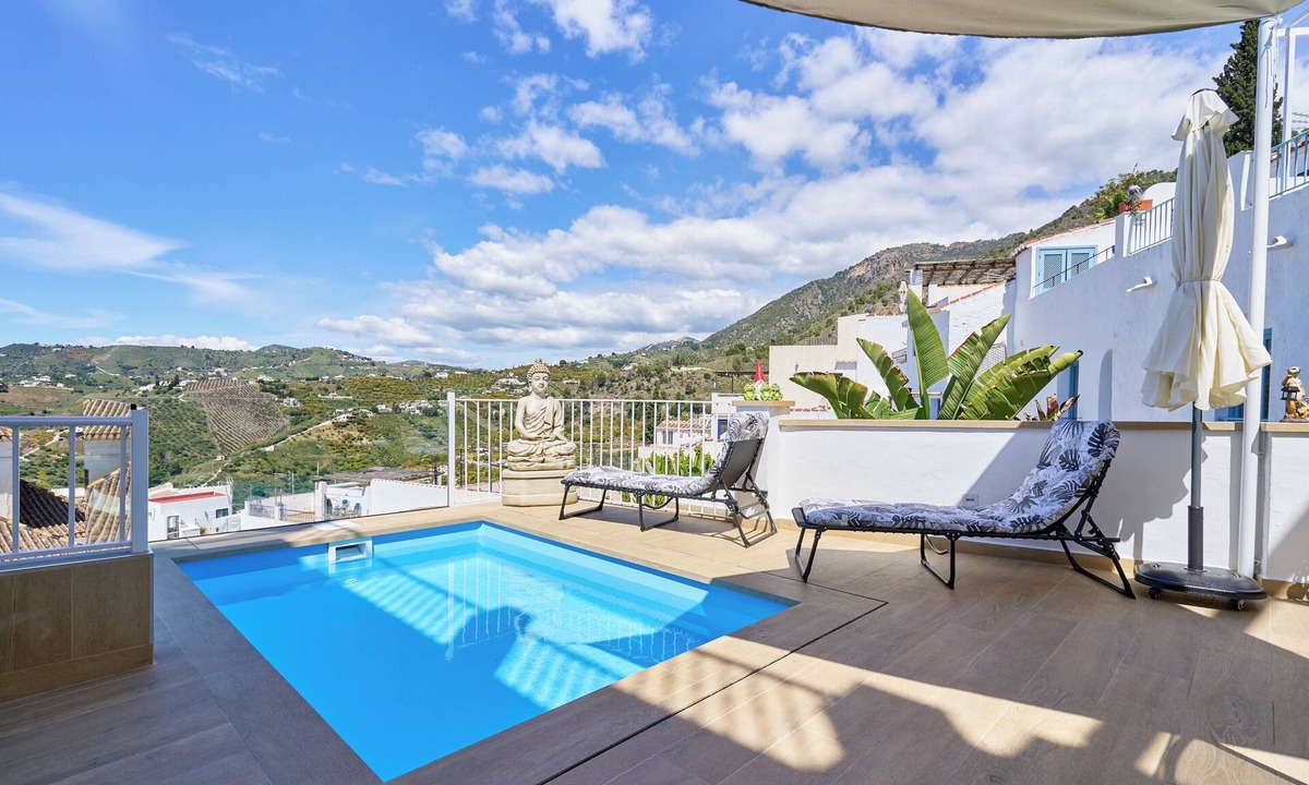 Frigiliana Apartment | Cottage "Casa Loli" with Mountain View, Private Pool & Terrace