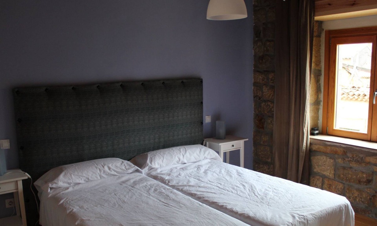Quintanar de la Sierra House | Country house La Casa de la Petra
