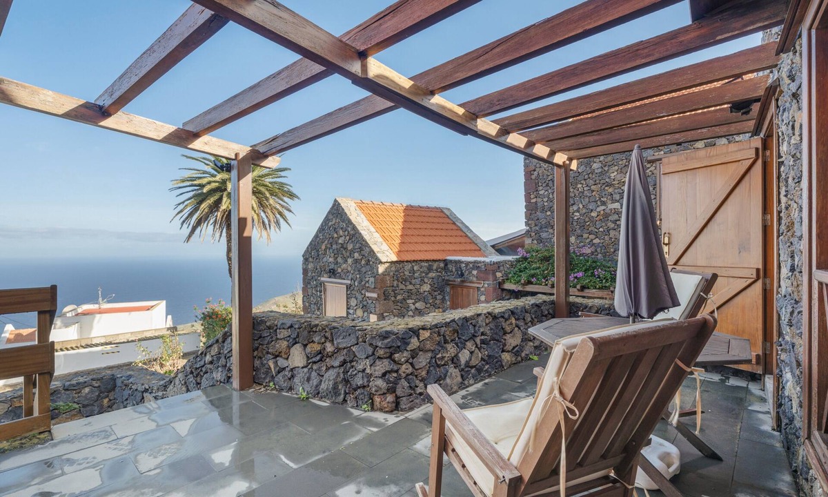 Tesbabo House | Country House 'El Moral' with Sea View, Shared Terrace and Wi-Fi