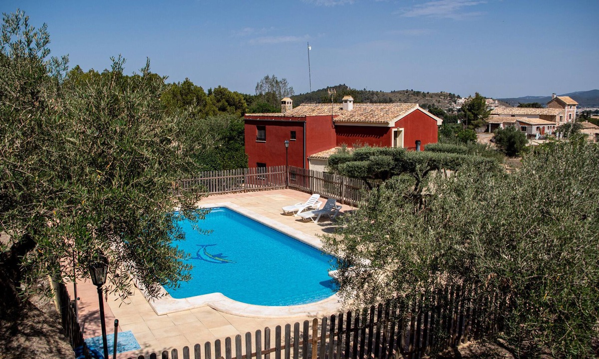 Caravaca de la Cruz House | Country House 'La Escuela Caravaca' with Mountain View, Wi-Fi and Air Conditioning