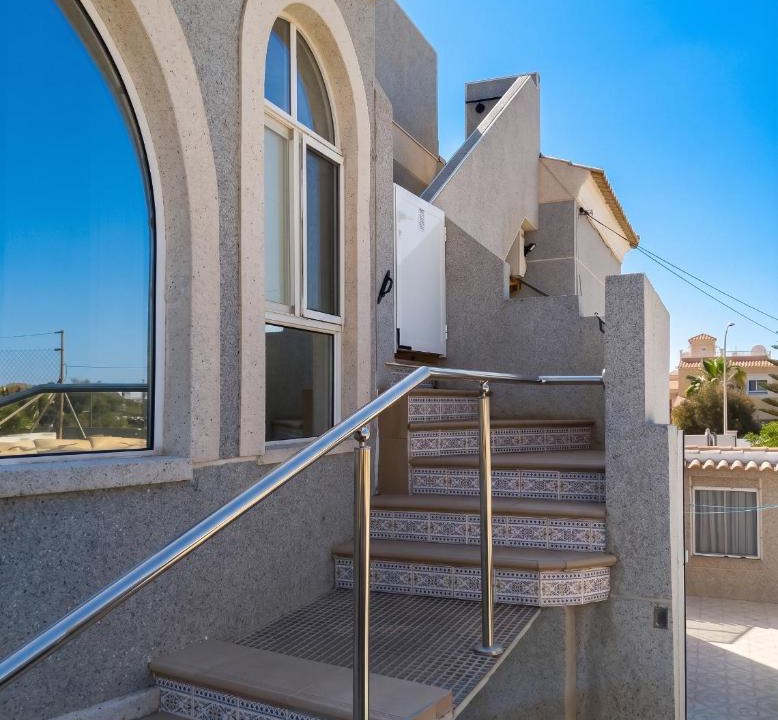 La Siesta Apartment | Cozy apartment in El Chaparral, 60 m², shared pool