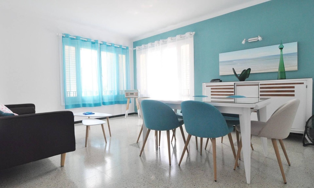 L'Escala Apartment | Cozy first floor apartment in l Escala