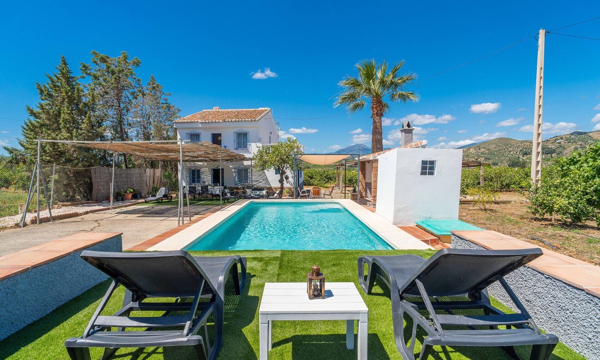 Alora Cottage | Cubo's Lorente Rural House/Private pool/BBQ/Terrace/Free Wi-Fi