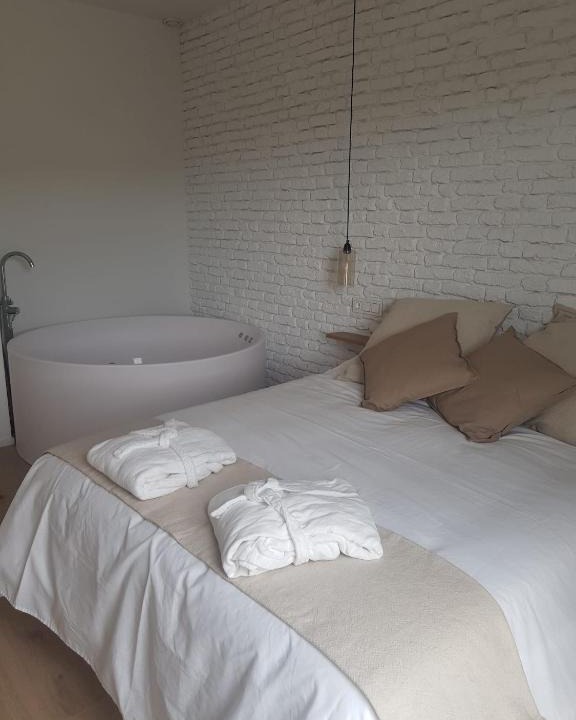 Melida Apartment | Dos Alas Rojas, casa con jacuzzi para dos personas
