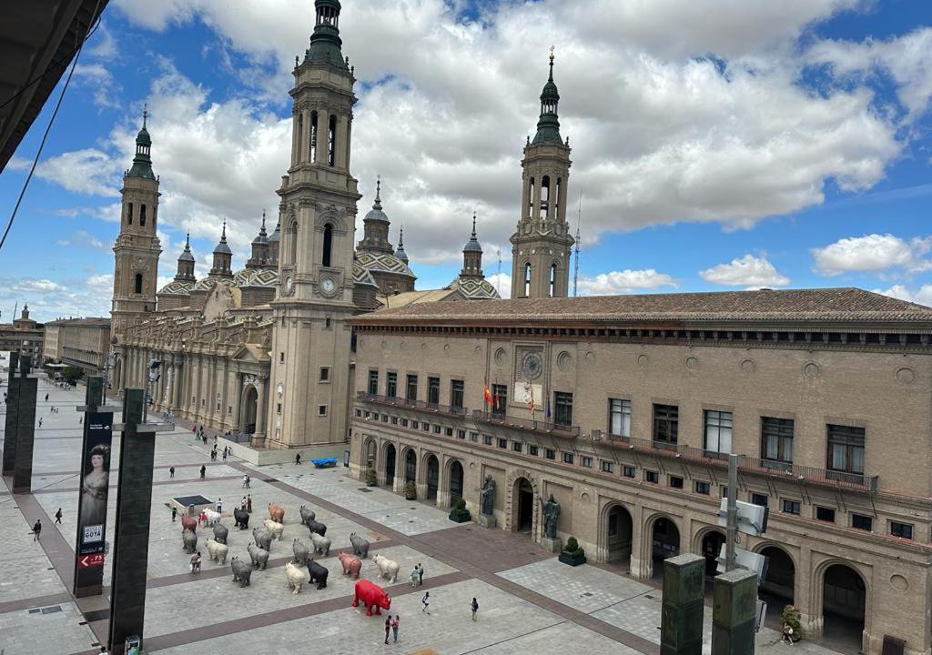 Zaragoza Old Town Apartment | Dos Torres Valinor - Plaza del Pilar