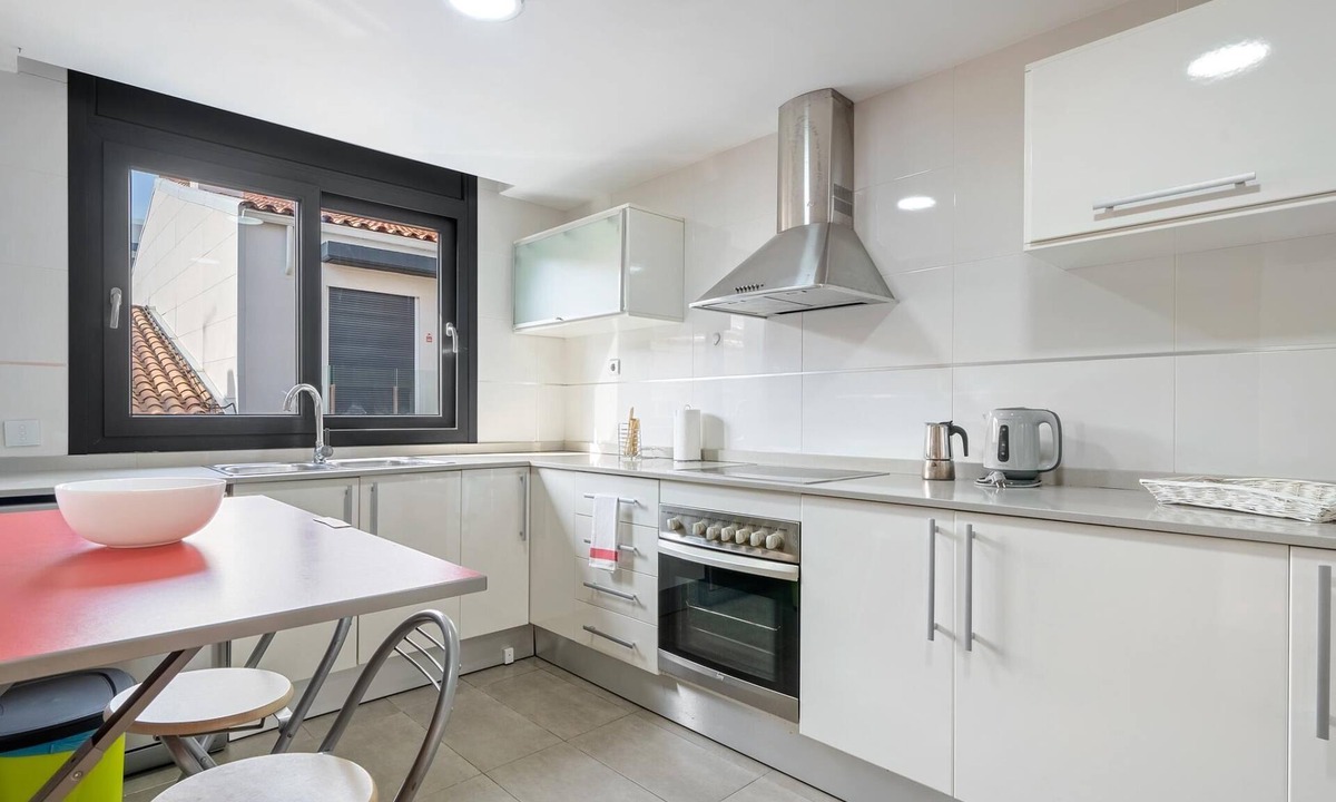 Pineda de Mar Apartment | Duplex with free parking only 250m beach