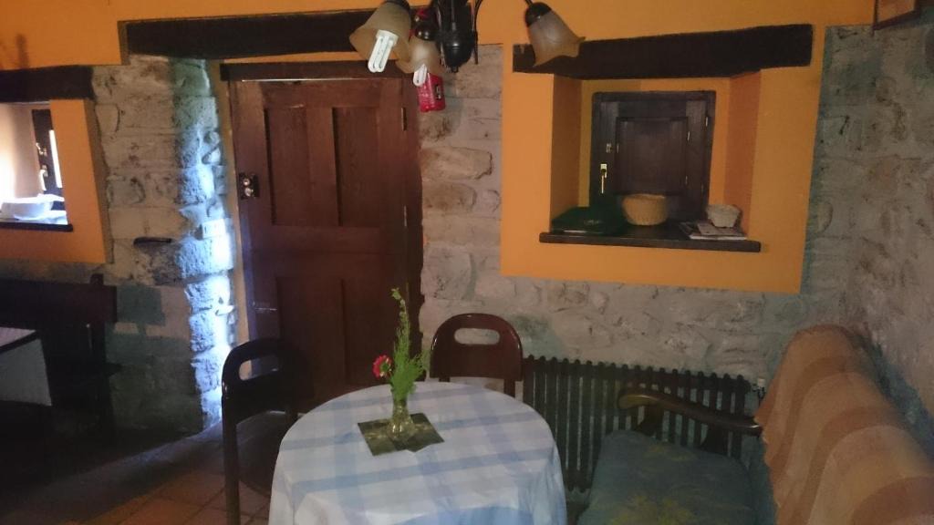 Santianes de Ola House | El Cantiellu