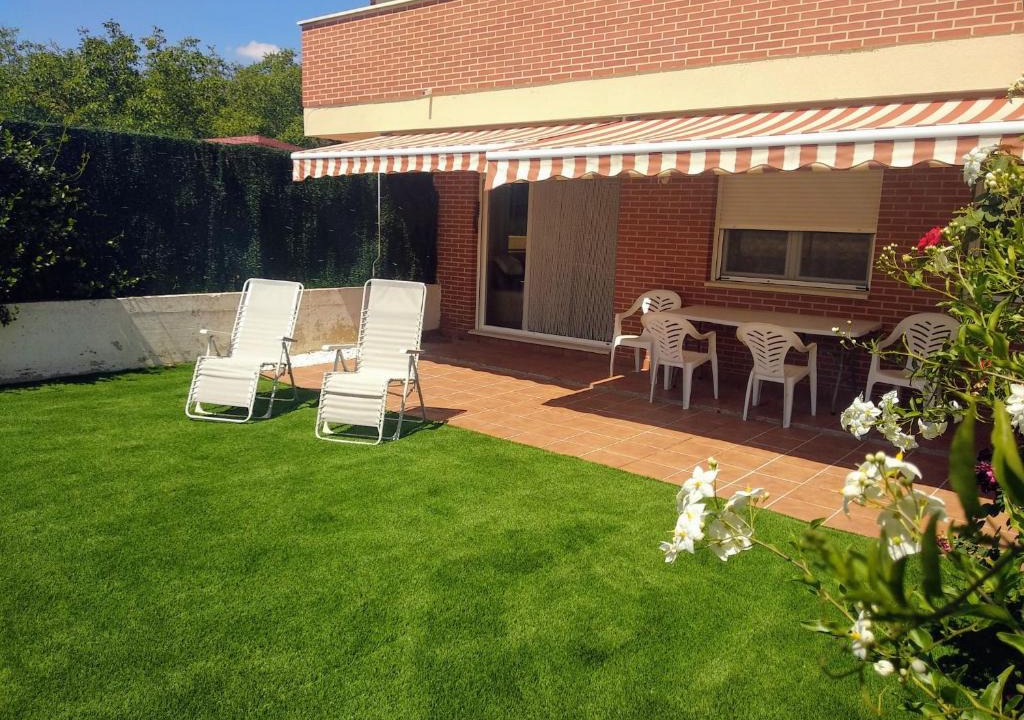 Castanares de Rioja Apartment | EL JARDIN DE LOS MANANTIALES