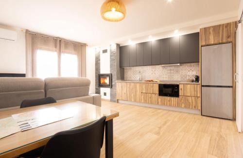 Beceite Apartment | El sueño del Búho 1. Adaptado, chimenea y terraza