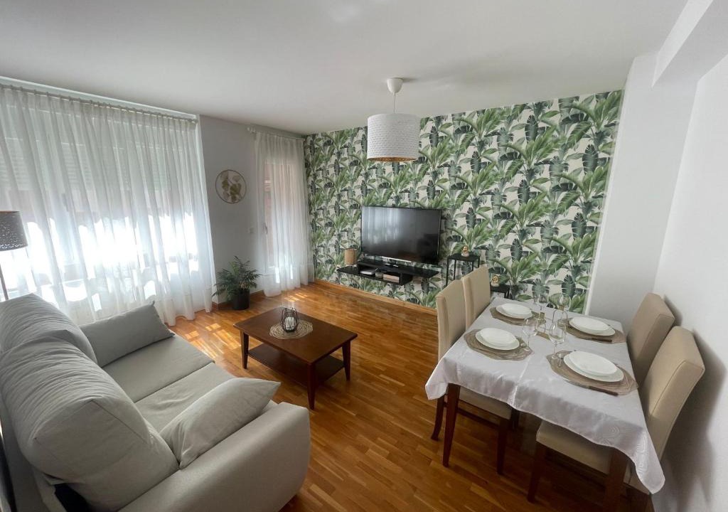 Almazan Apartment | El valluelo