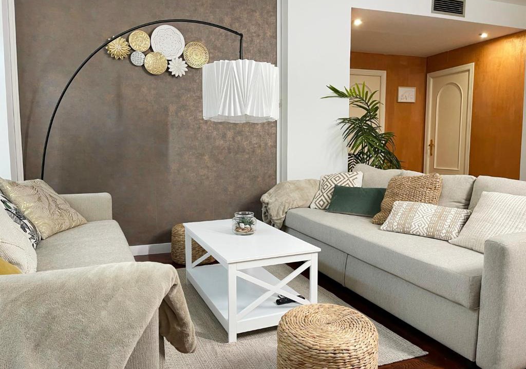 Zaragoza Old Town Apartment | Encantador apartamento de 125 m2 en pleno centro -Prime Video