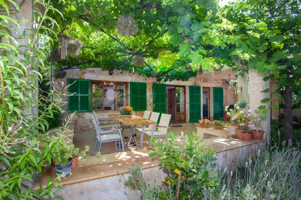Valldemossa Ski Chalet | Eremus