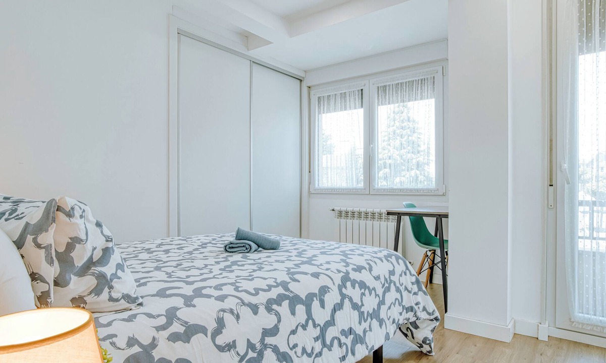 As Pontes De Garcia Rodriguez Apartment | Apartment for rent in downtown As Pontes