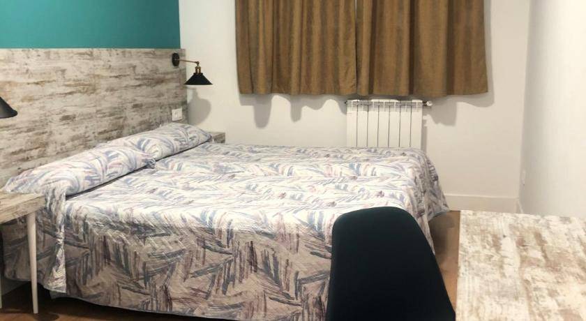 Santo Domingo de la Calzada Bed & Breakfast | 50 m² Bed and breakfast ∙ 2 bedrooms ∙ 4 guests