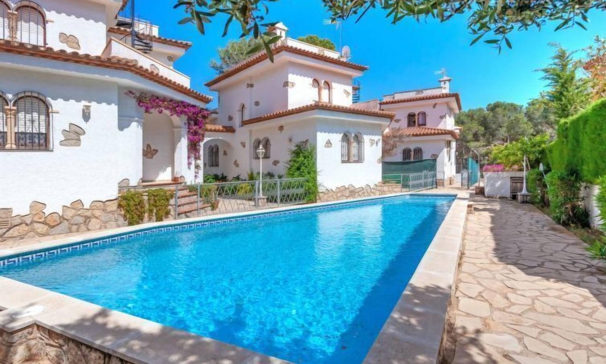 Miami Platja House | Estrella by Interhome