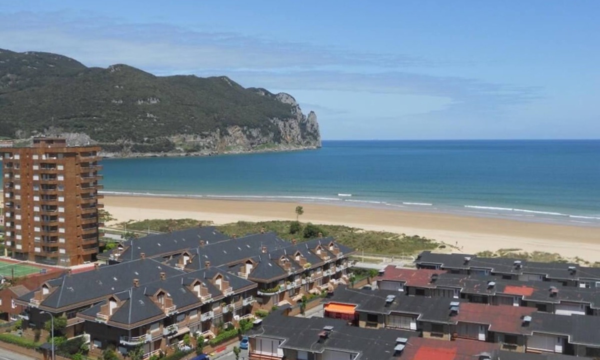 Laredo Apartment | Estudio con Terraza y Vistas a la Playa