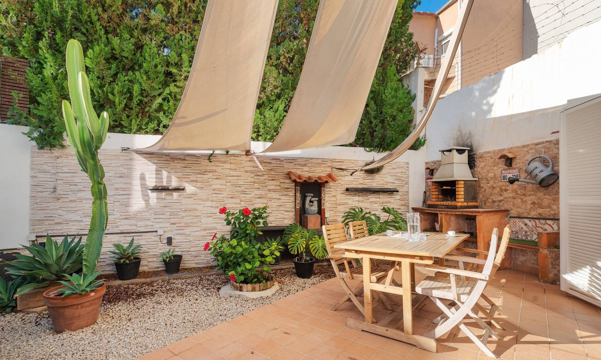Puerto Maritimo House | EVAMAS - Chalet with terrace in PALMA DE MALLORCA. Free WiFi