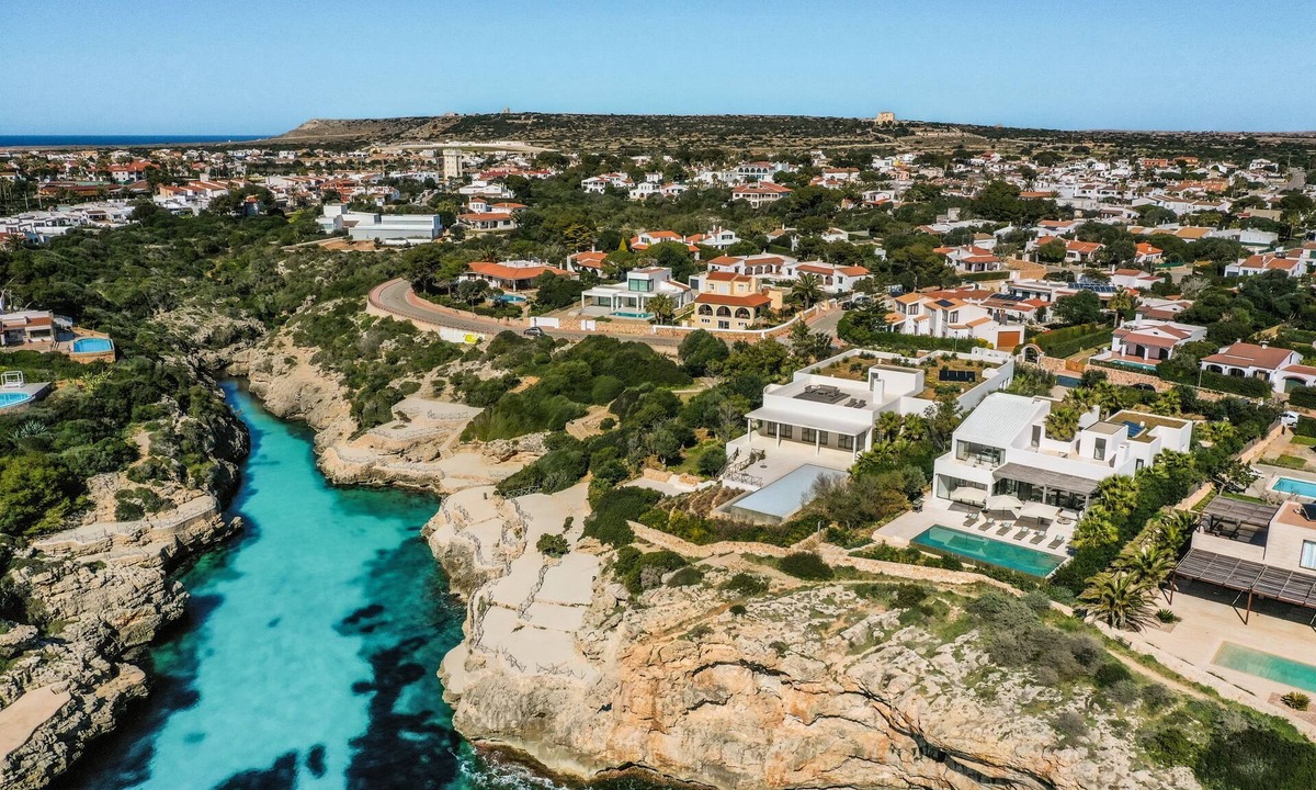 Sa Torre del Ram Villa | Exclusive seafront villa in Calan Brut, Ciutadella
