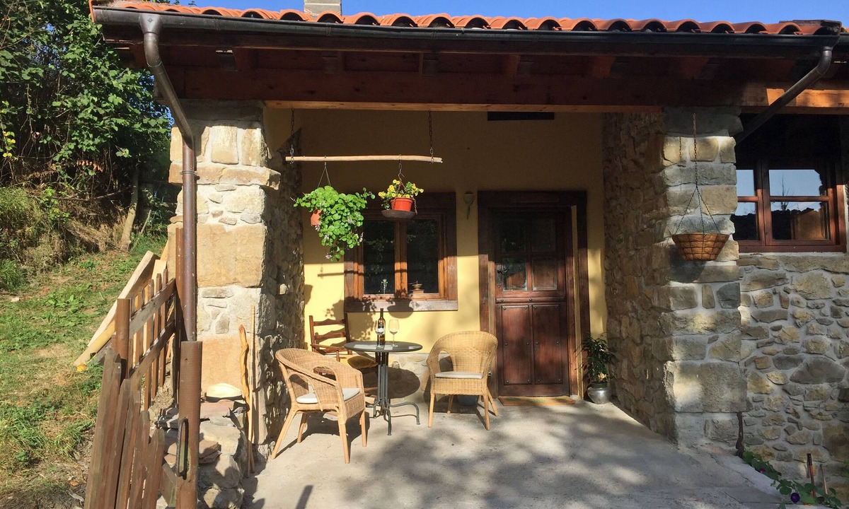 Santovena Apartment | Explore Hidden Spain from La Pipa