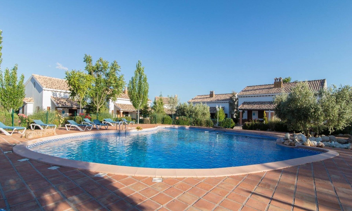 Pozo Alcon House | Family-Friendly Stay with Pool Access