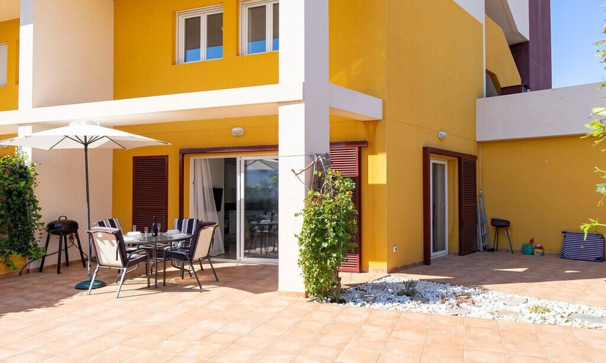 Flamenca Beach Apartment | Fantastic Location - Luxury 3 Bed 3 Bath Ground Floor Duplex in Playa Flamenca