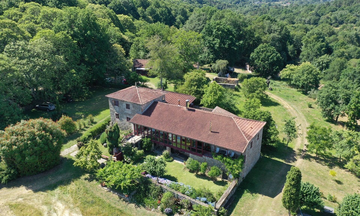 Panton House | Fantastic vineyard house with swimming pool, St James Road, Ribeira Sacra