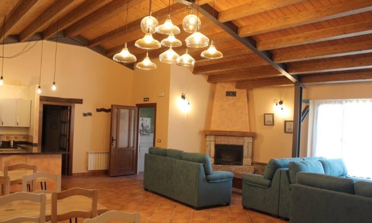Revilla-Vallegera Cottage | Finca Casa Rural Las Cercadas, Full rental