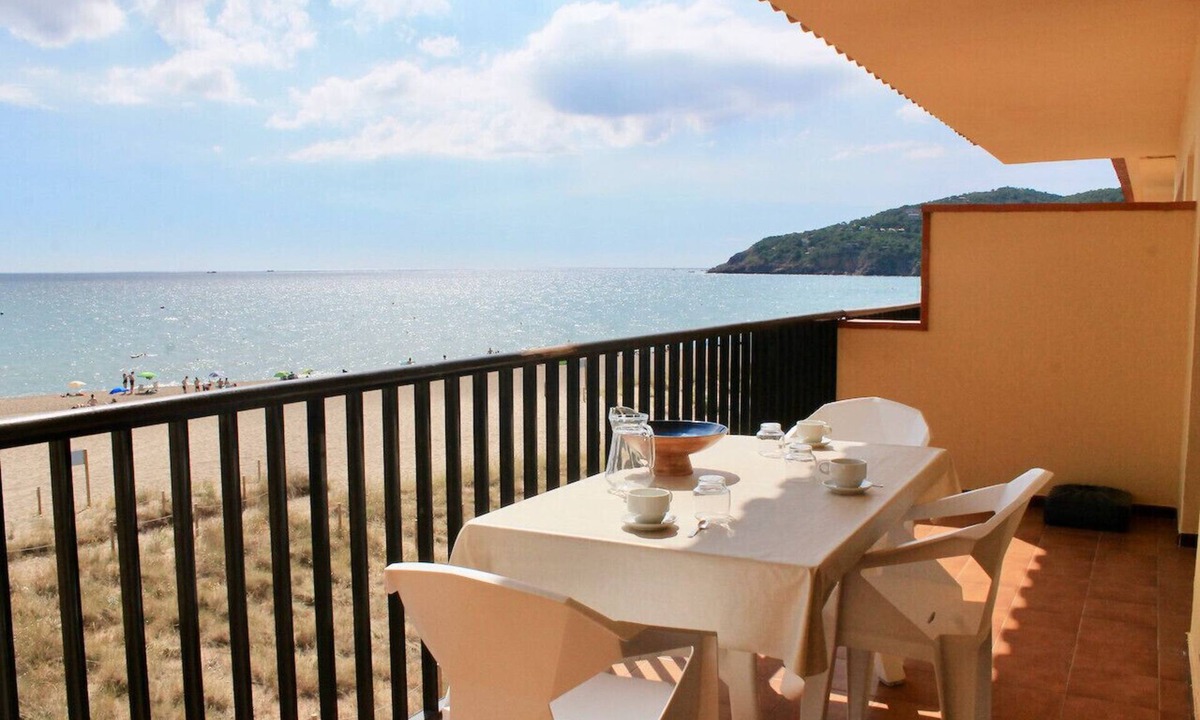 Pals Apartment | First line beach apartment with front sea vue - Pals beach (DU 3H 316)