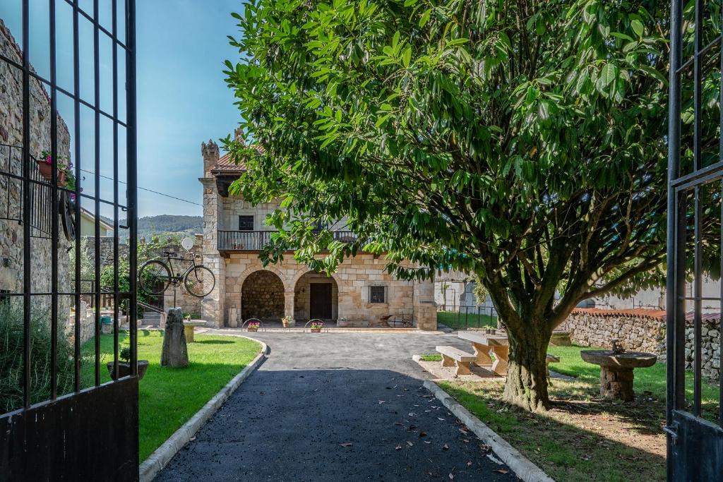 Los Corrales de Buelna House | Fortbike San Mateo