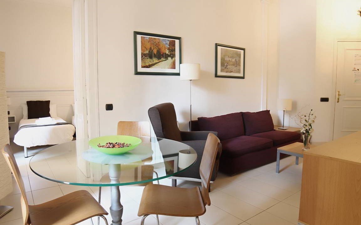 Dreta de l'Eixample Apartment | Galeria Gaudi 6