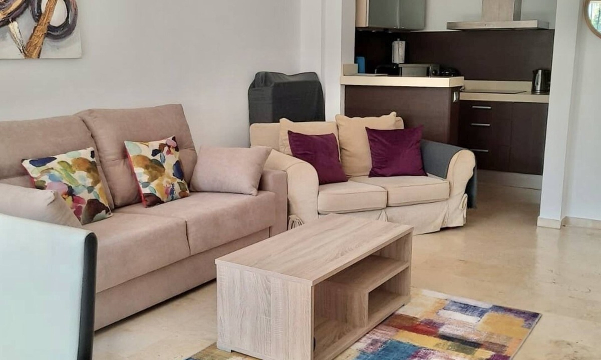 El Paraiso Apartment | Garden Apt Benamara - modern 1 bed apt with garden, huge pool, family area, wifi