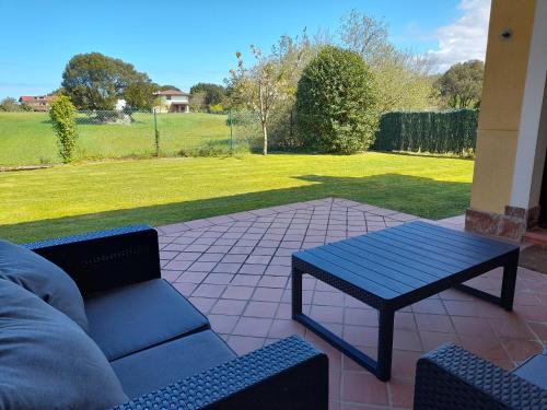 Llanes House | Gestiona2R - Villa con finca, Piscina-Padel-Golf