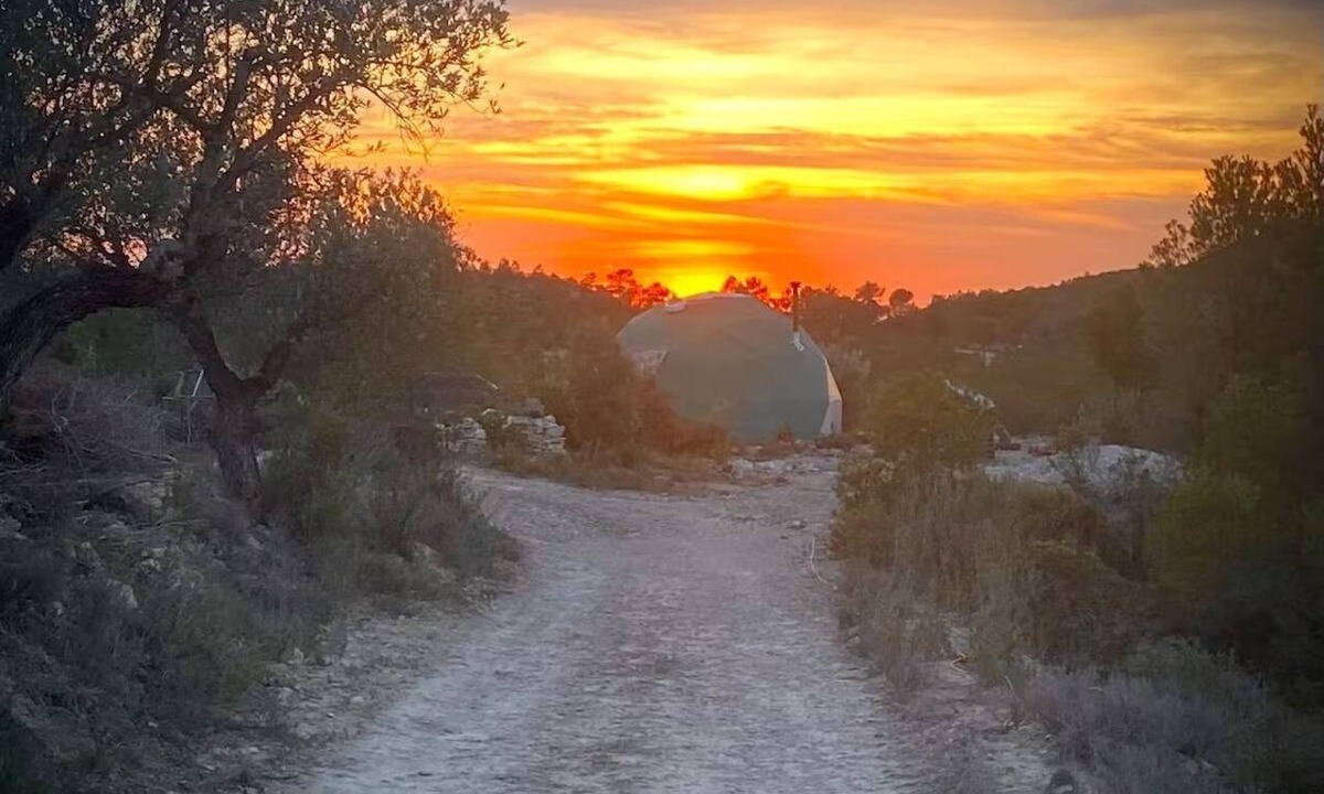 La Fatarella Cabin | Glamping Dome in Terra Alta