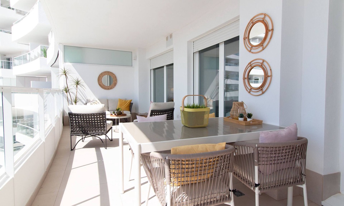 Canet de Berenguer Apartment | Global Properties: Nice apartment with terrace in Gran Canet