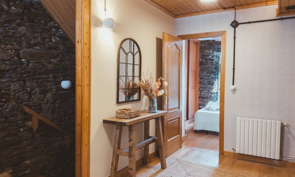 Sarria Apartment | Go Compostela Apartment (4pax)