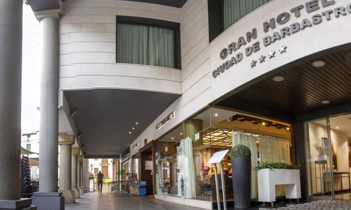 Barbastro Hotel | Grand Hotel Ciudad De Barbastro