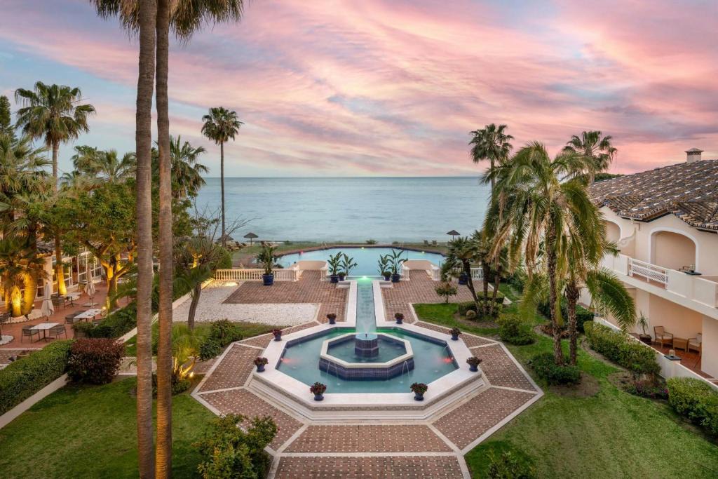 New Golden Mile Hotel | Grand Hotel Las Dunas, Autograph Collection