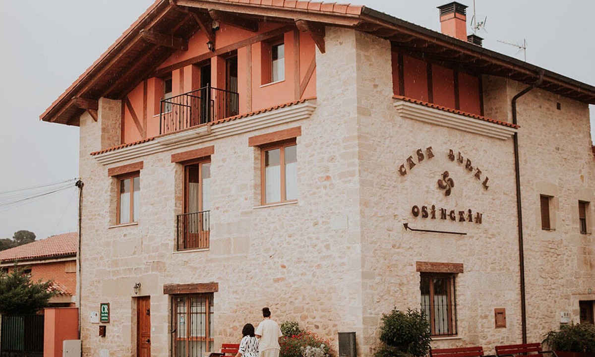 Lantaron Villa | Great house to get to know the Basque Country! Ideal for families and groups.