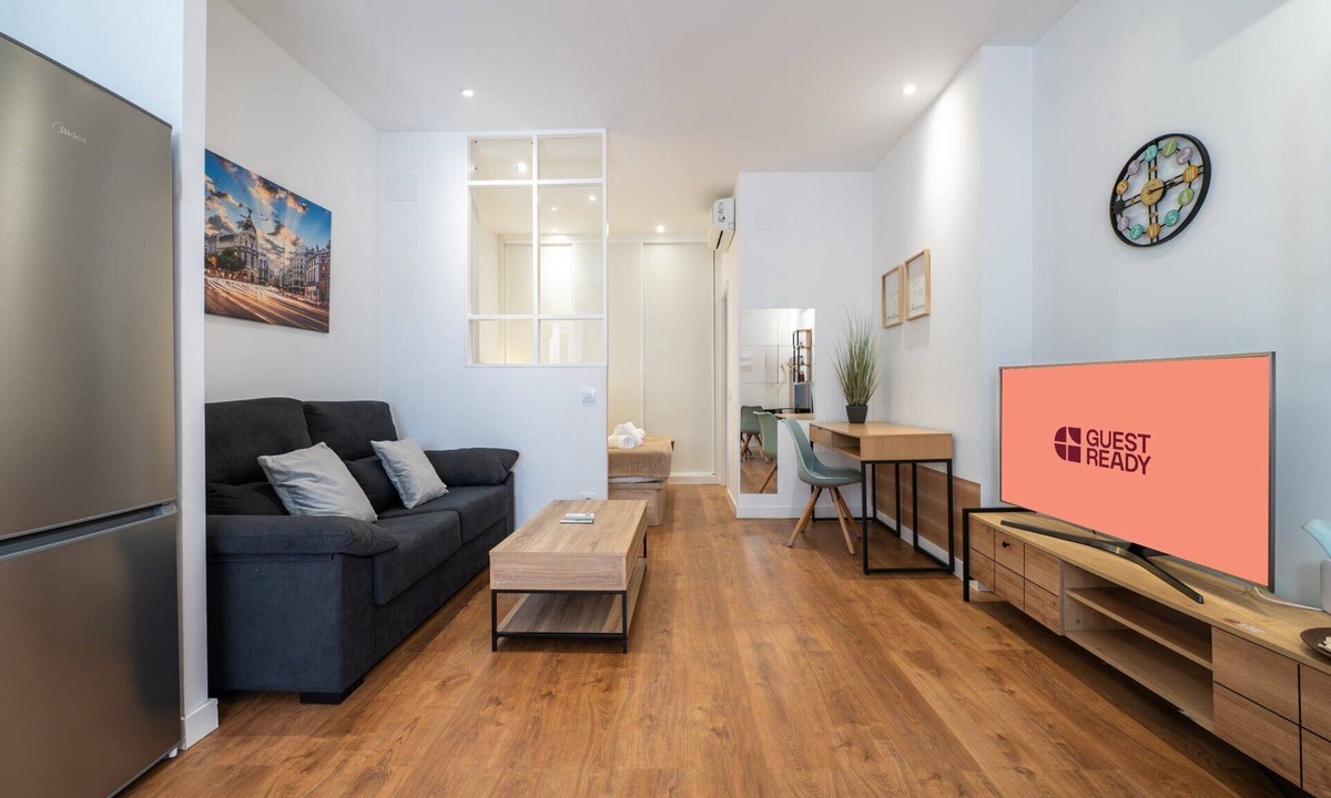 Pradolongo Apartment | GuestReady - Modern Studio near Downtown