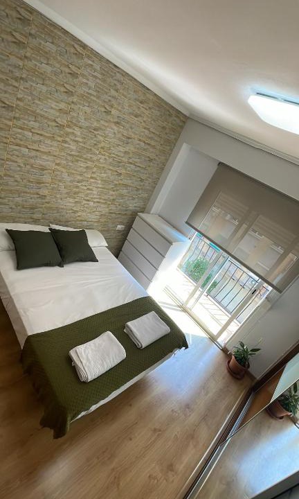 Marxalenes House | Habitación con balcón en piso compartido