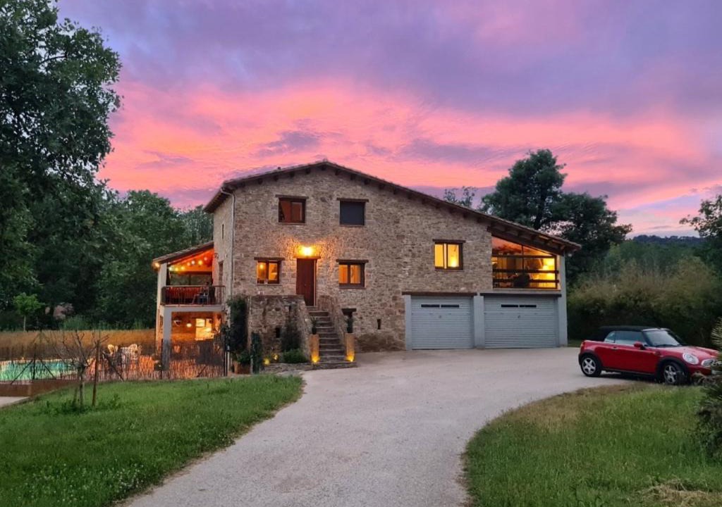 Mieras House | Harveys Homestay - Adults only