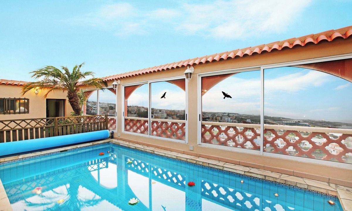 Tejina Apartment | Holiday Apartment "Petite Paradise" with Terrace & Wi-Fi
