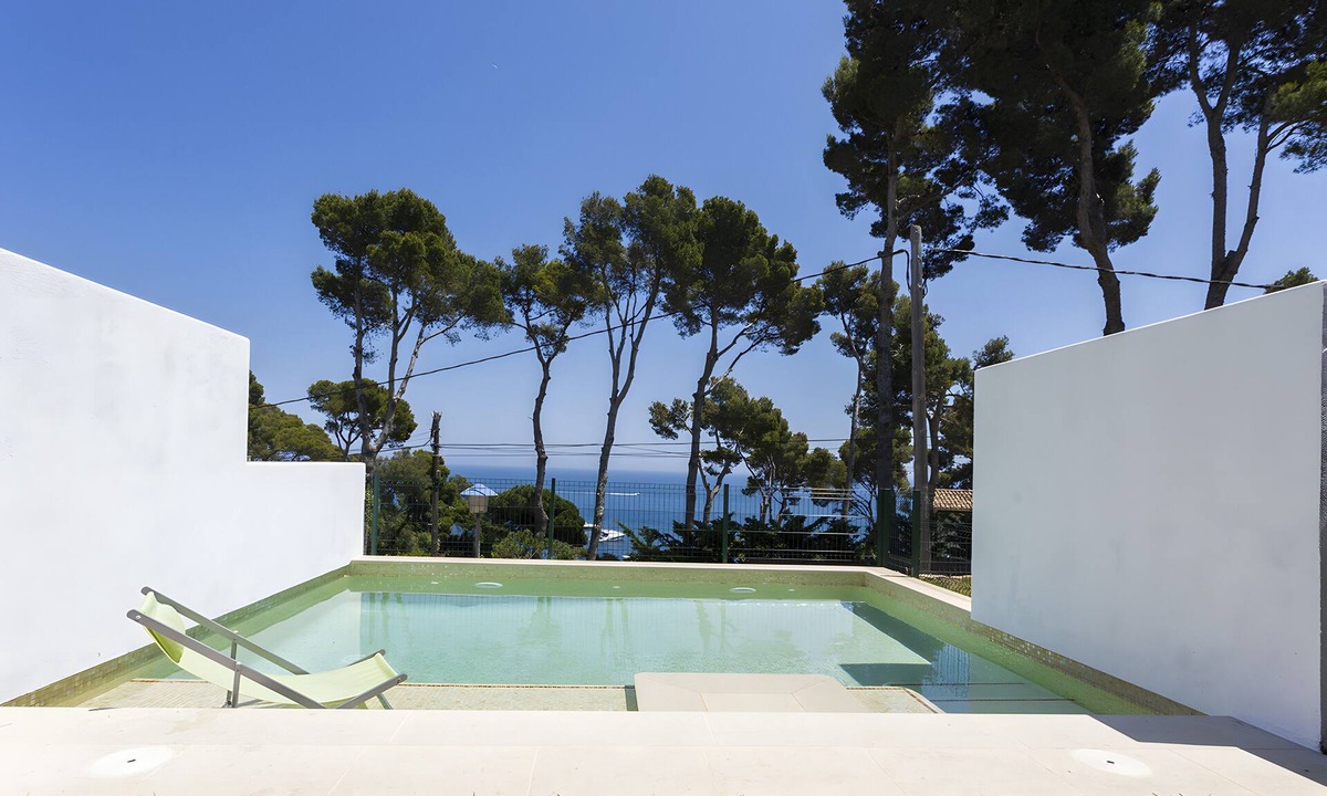 Calella de Palafrugell House | Holiday Home 'Ona' with Balcony and Wi-Fi