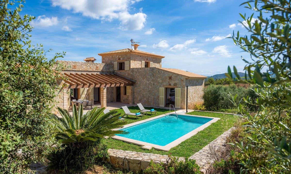 Son Servera Villa | Holiday Home “Can Bosco” with Mountain View, Garden, Pool, Terraces & Wi-Fi