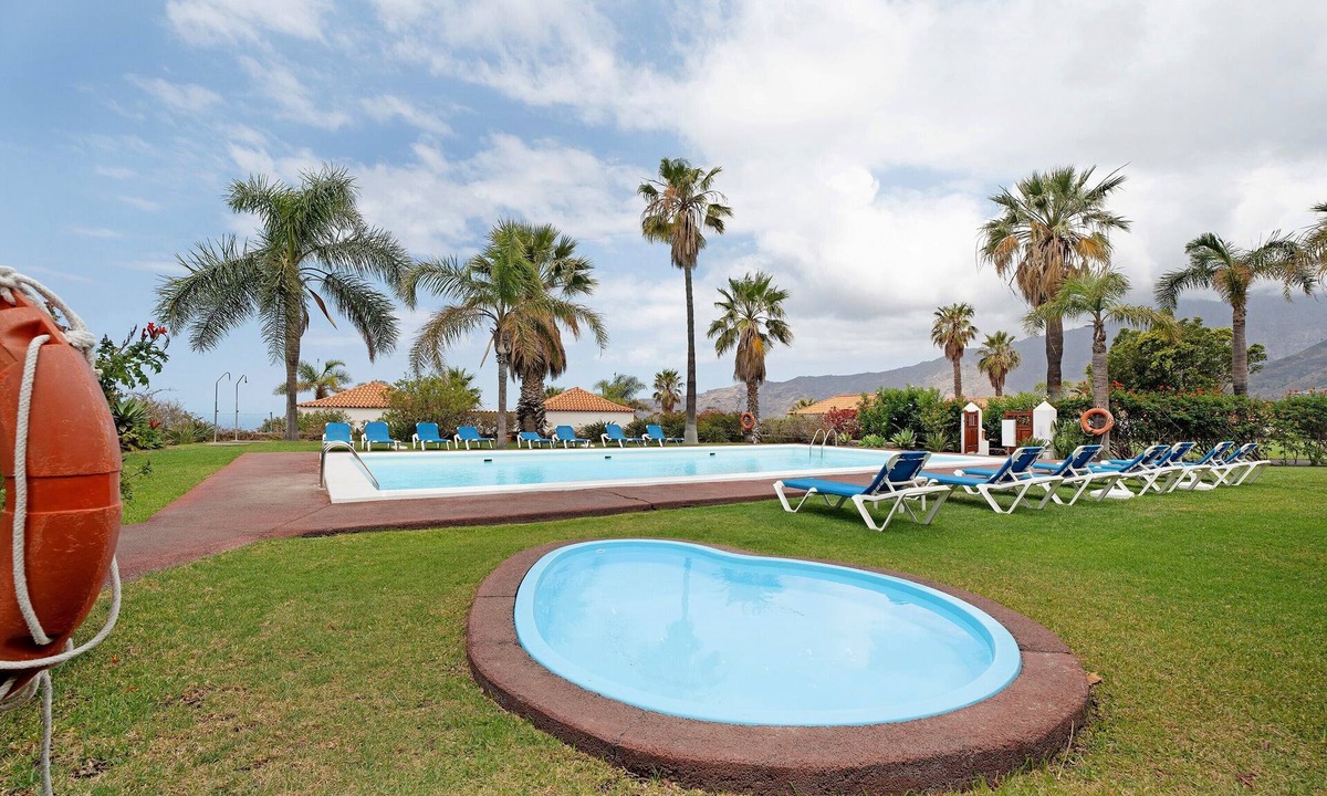 El Paso House | Holiday Home 'La Villa La Palma - 1 Dormitorio' with Sea View, Wi-Fi and Air Conditioning